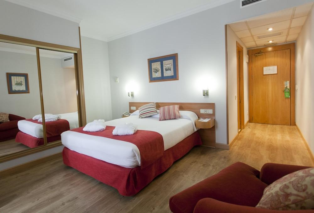 Muralto Madrid Princesa Exteriör bild