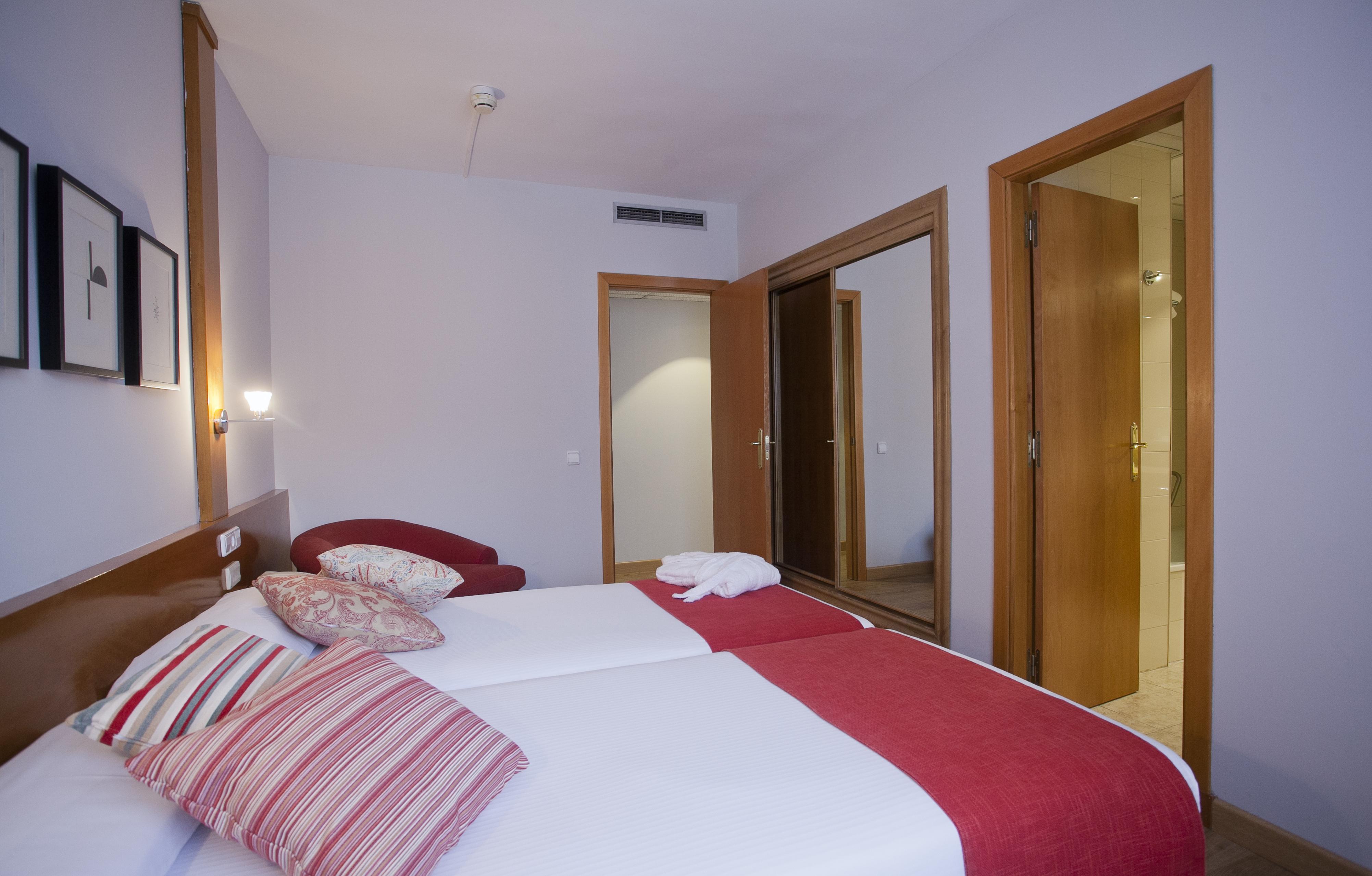 Muralto Madrid Princesa Exteriör bild